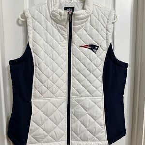 NFL New England Patriots White and Blue Quilted Vest with Logo